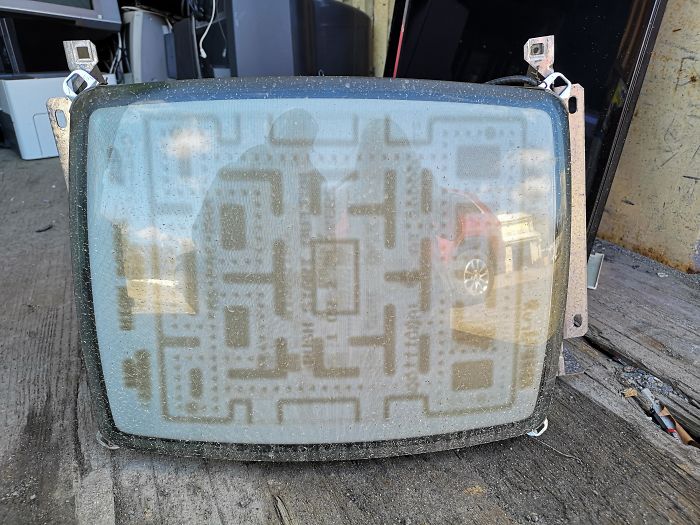 This Old Screen Has Pac-Man Burnt Into It