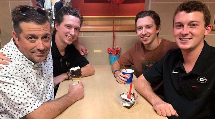 “DQ Dad” And His Sons Get A Surprise Booth For Their Family At The Restaurant