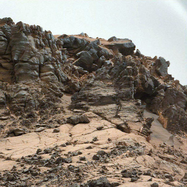 mars-curiosity-7-years-photos-nasa-16-5e30575c0a09c__700-5e3466de361bc.jpg