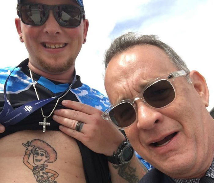 27 Tweets From People That Met Tom Hanks And Were Not Disappointed