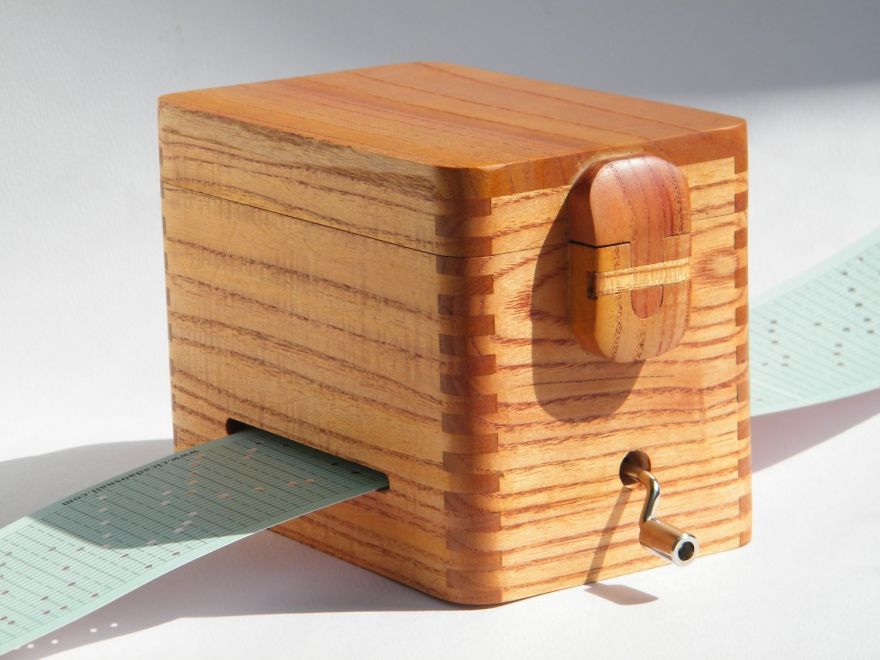 Music Box Playing Paper Strips!