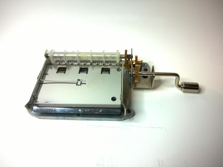 Music Box Playing Paper Strips!