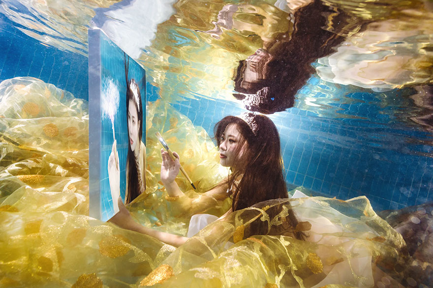 4th Place - Tae Wook Kang - Underwater Art Category - "Narcissism"