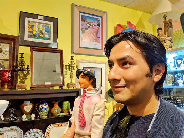 I Found This Aladdin Barbie Doll At An Antique Store That Looks Exactly Like My Fiancé!