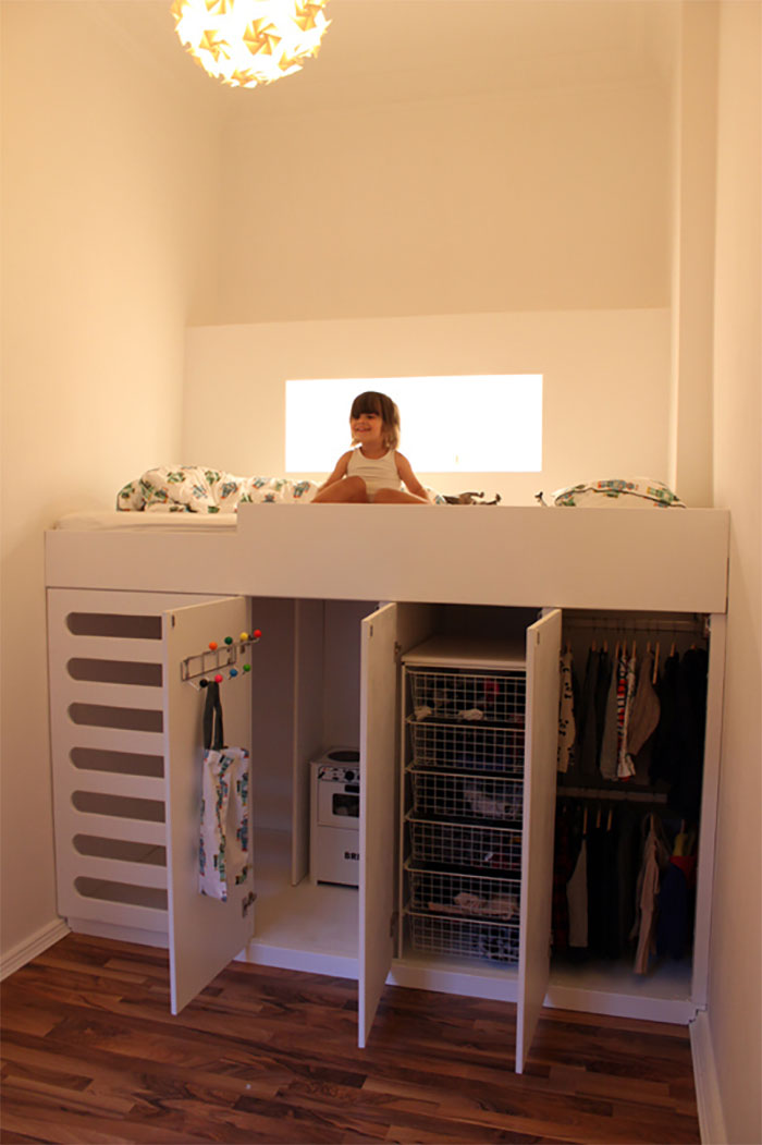 Playroom, Bedroom And A Closet Perfectly Fit In This Small Room