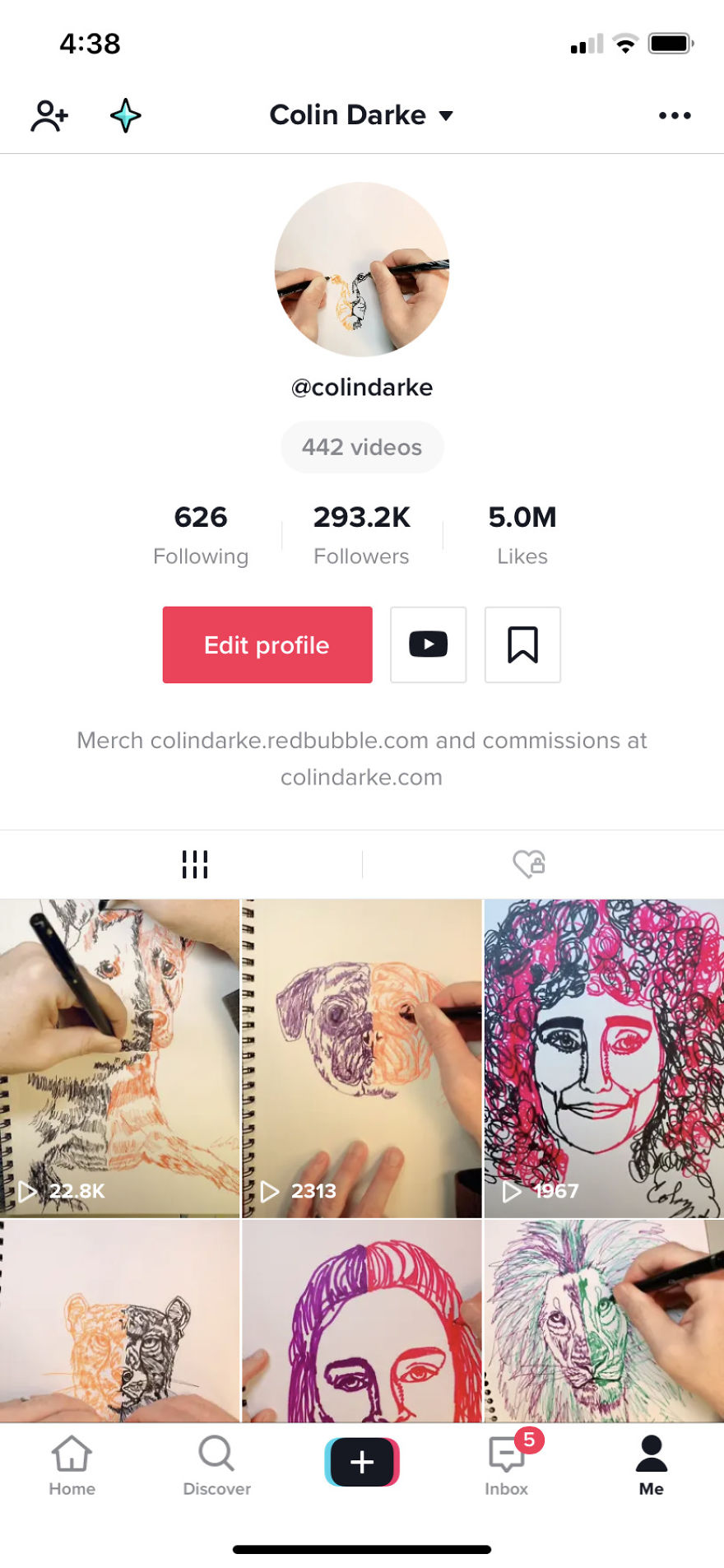 Viral Artist Drawing With Both Hands At The Same Time Viral Artist Drawing With Both Hands At The Same Time