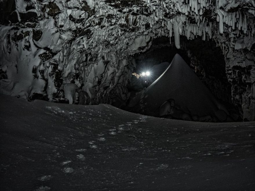 I Photographed Lava Tubes In Iceland After A Violent Snowstorm (12 Pics)