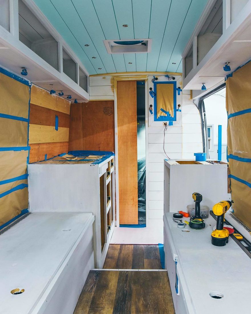 A Solo Female Traveler In A Converted Van With Her Puppy- Living On The Road Can Be An Incredible!
