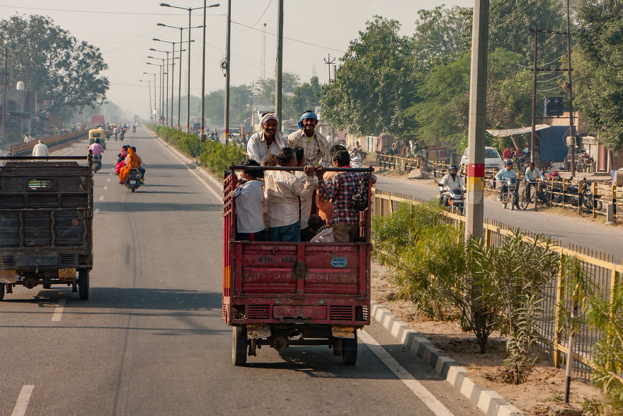 12 Pictures Of Traffic In India That Might Make You Rethink Your Traffic Problems