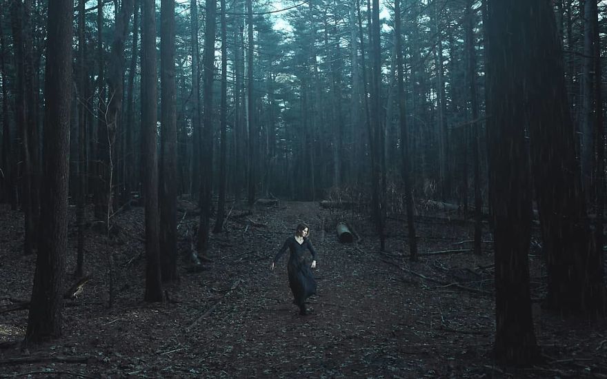 Photographer Tells Haunting Stories With His Cinematic Night-Time Photos