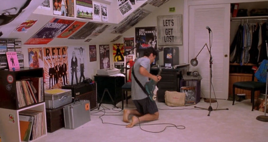 This 90s Bedroom Style On Screen Will Make You Feel Nostalgic This 90s Bedroom Style On Screen Will Make You Feel Nostalgic