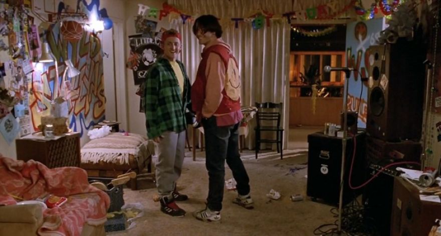 This 90s Bedroom Style On Screen Will Make You Feel Nostalgic This 90s Bedroom Style On Screen Will Make You Feel Nostalgic