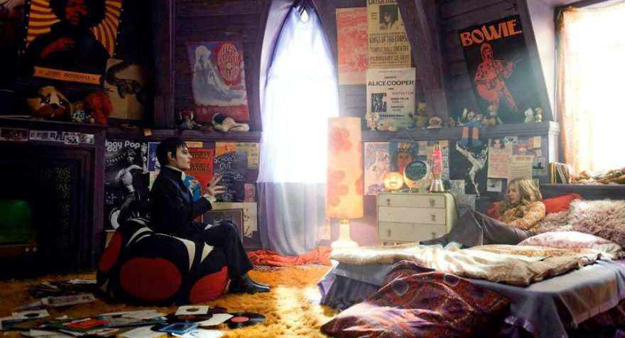 This 90s Bedroom Style On Screen Will Make You Feel Nostalgic This 90s Bedroom Style On Screen Will Make You Feel Nostalgic
