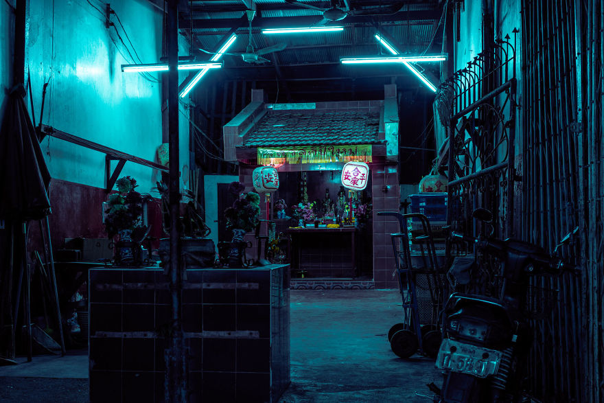 Bangkok Phosphors / Hidden Temple