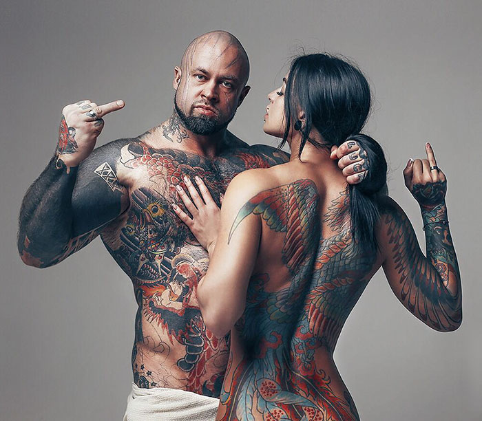 15 Very Different Married Couples Pose For The Photography Project “Dressed In Love”