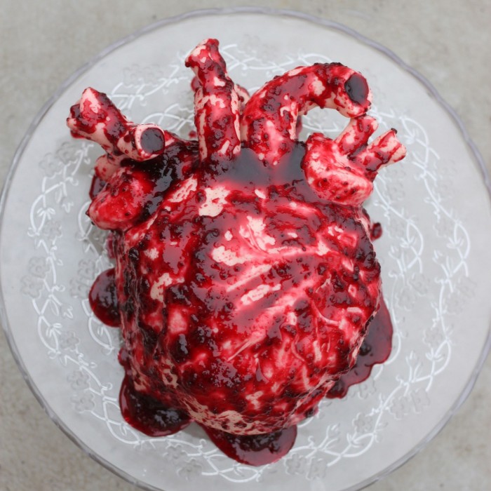I Made This Valentine’s Day Realistic Human Heart Cake And Here’s How
