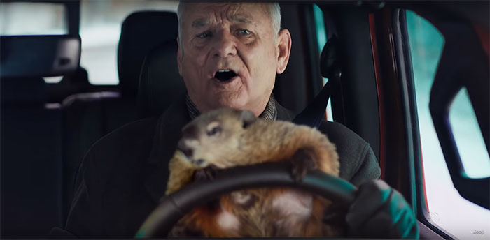 Bill Murray aprende al fin a disfrutar del Día de la Marmota en este divertido anuncio de Jeep en la Superbowl