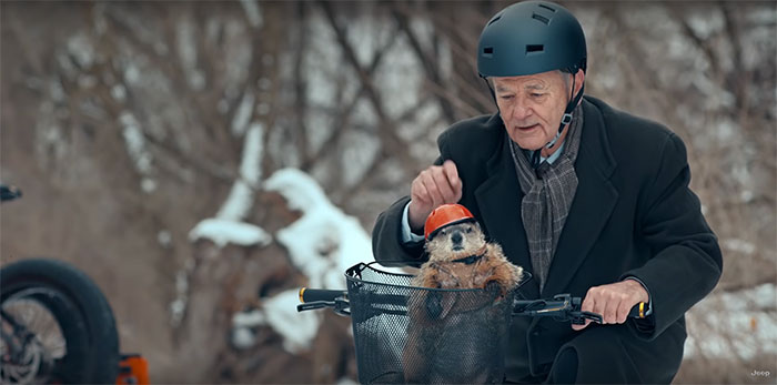 Bill Murray aprende al fin a disfrutar del Día de la Marmota en este divertido anuncio de Jeep en la Superbowl