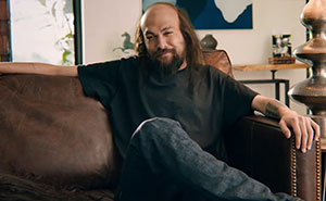 Balding Jason Momoa Takes Off His Muscles In A Freaky Super Bowl Ad