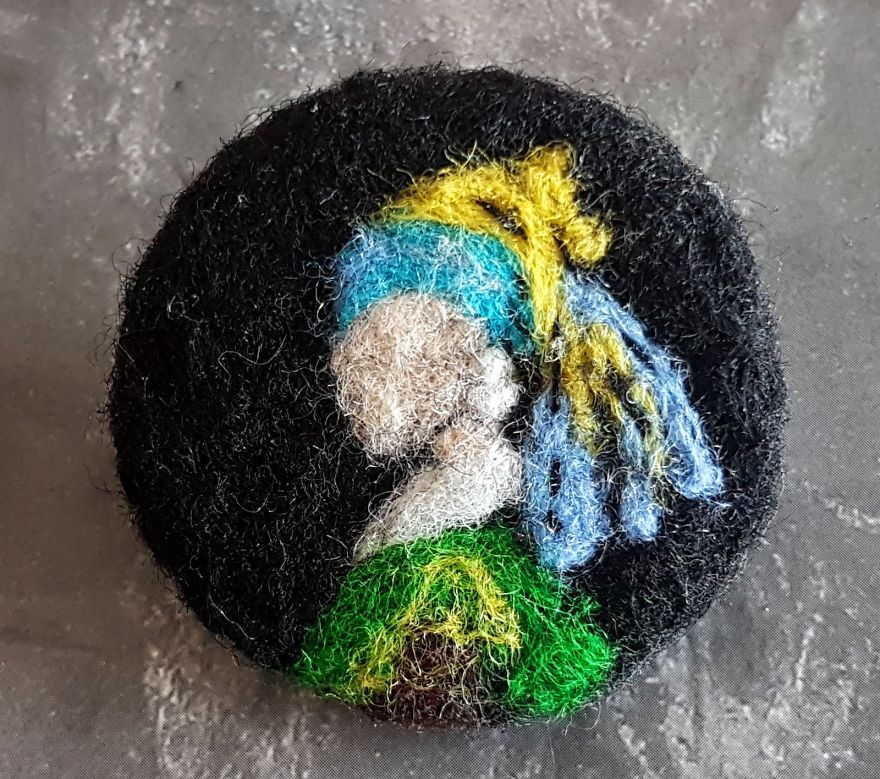 I Create Needle-Felted Art Brooches Like Paintings 🎨