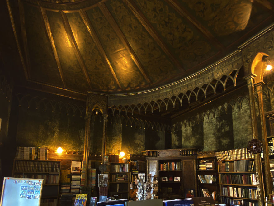 I Photographed A Bookstore That Looks Like A Hogwarts Tower Room