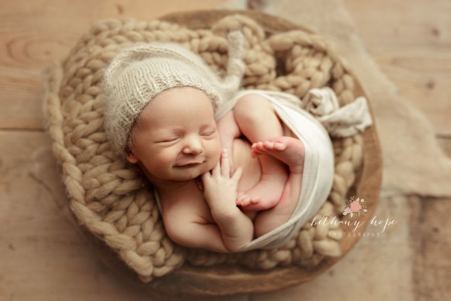 I Capture Smiling Newborn Babies