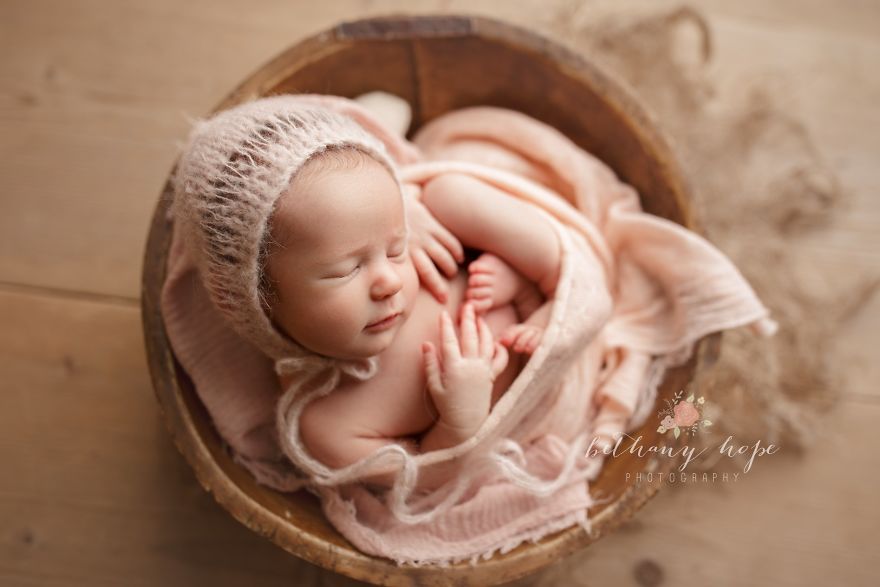 I Capture Smiling Newborn Babies