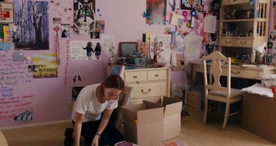 This 90s Bedroom Style On Screen Will Make You Feel Nostalgic This 90s Bedroom Style On Screen Will Make You Feel Nostalgic