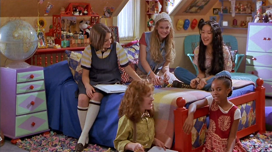 This 90s Bedroom Style On Screen Will Make You Feel Nostalgic This 90s Bedroom Style On Screen Will Make You Feel Nostalgic