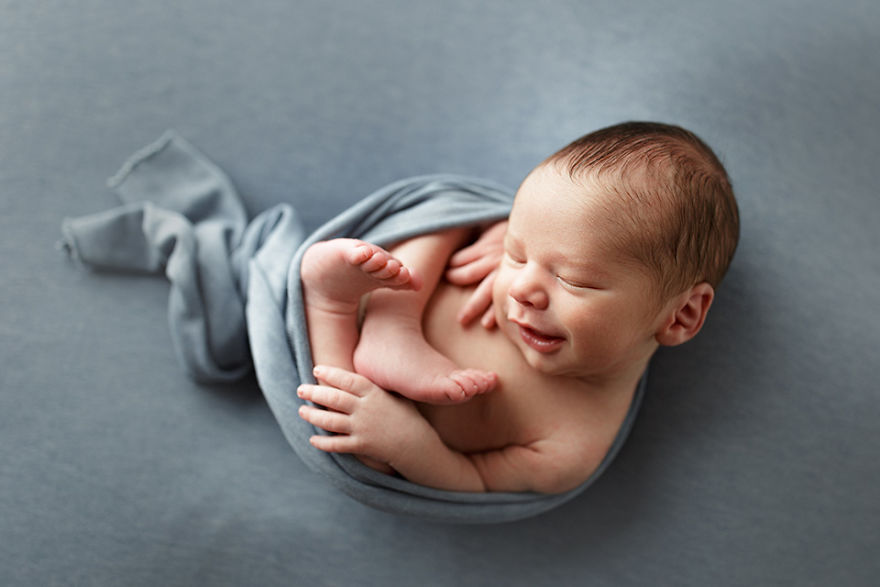 I Capture Smiling Newborn Babies