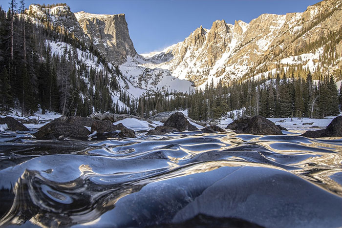 This Photographer Captured A Rare Sight—Frozen Waves At Dream Lake, Colorado
