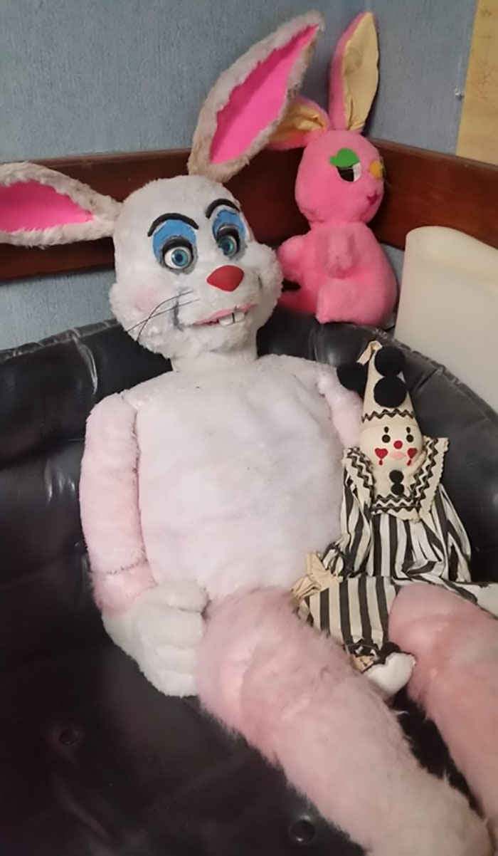 My Husband Bought This Creepy Ventriloquist Bunny Dummy From A Guy Who Inherited It From A Man Who Passed Away. His Eyes And Mouth Move, And There's Even A Voice Box Inside