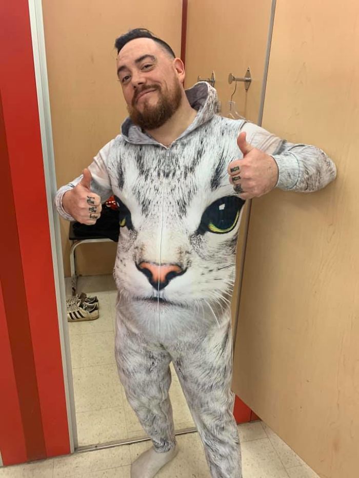 Saw This Ab-So-Lute-Lee Deadly Cat Onesie At Vv In Chilliwack, Bc - I So Very Much Wanted It, Alas, I Was Denied Since It Fit A Little Too Snuggly In Some Areas. Had To Have A Pic As Proof It Exists And I Temporarily Rawked It