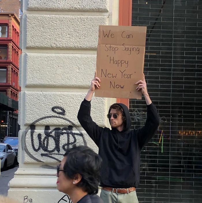 'Dude With A Sign' Has 5.7 Million Followers For Dropping Truth Bombs On Signs In Public (29 New Pics)