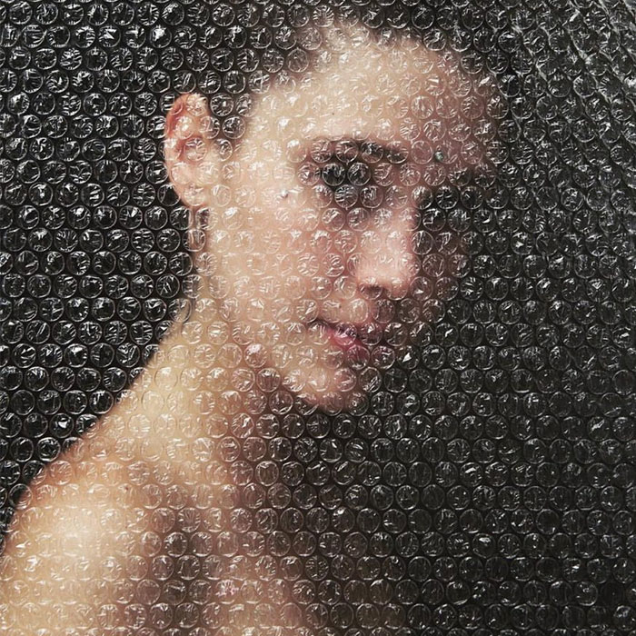 Artist Paints Portraits That Look Like They’re ‘Wrapped’ In Bubble Wrap