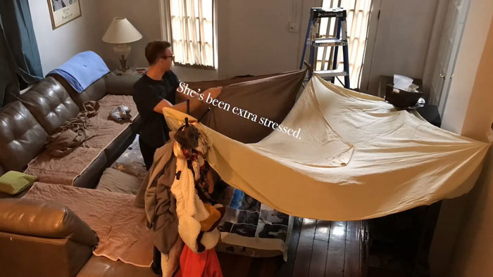 Guy Constructed A Fort For His Stressed Doctor Wife To Relax In After Work During The Pandemic