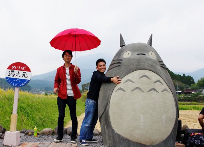 Elderly Couple Recreated A Totoro Bus Stop In Real Life