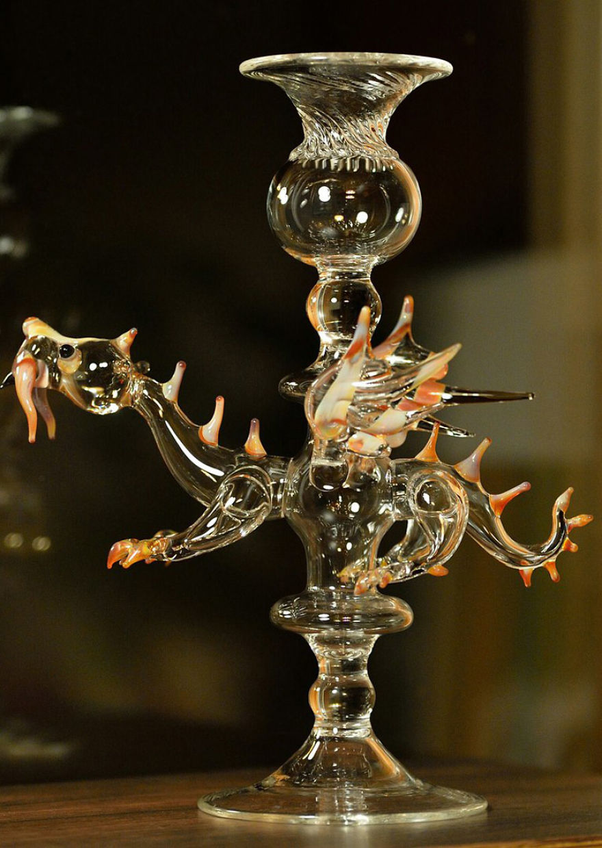 Russian Glassblower Creates Amazing Glass Work