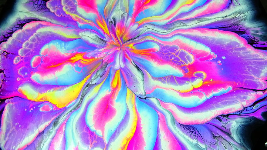 When Everything Goes Wrong... / Reverse Flower Dip With Fluorescent Paints / Fluid Art