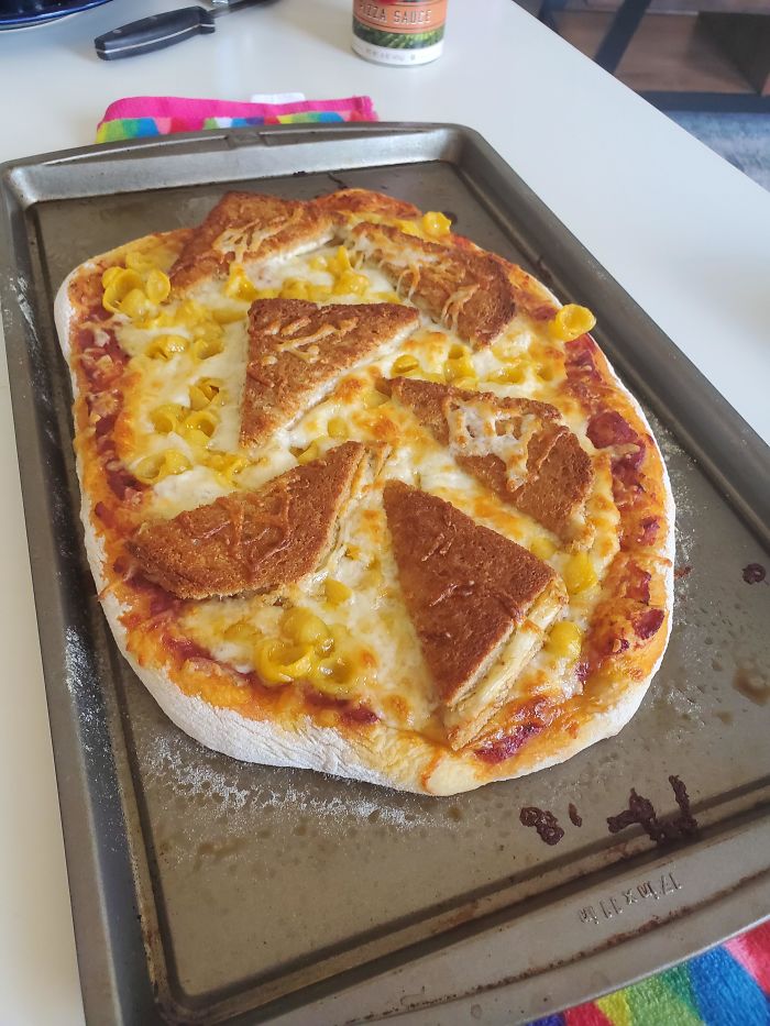 I Present To You, Quarantine Cooking At It's Finest: Ultimate Cheese Pizza (Cheese Pizza With Mac N Cheese And Grilled Cheese)
