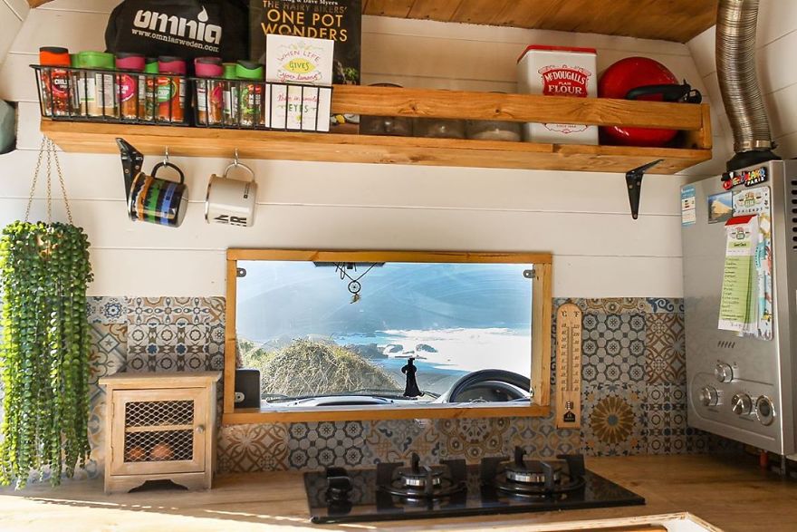 Living In Tiny House On Wheels Off Grid | &pound;3000 Sprinter Van Conversion.