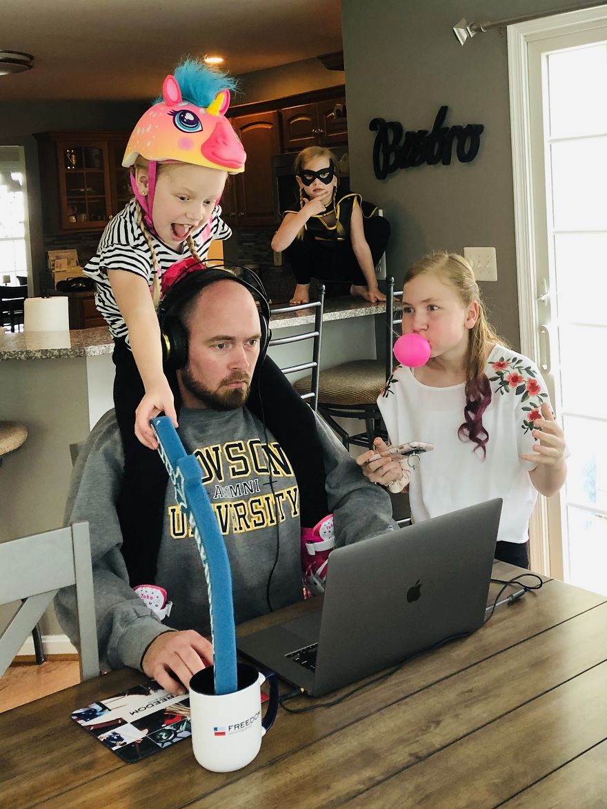 Working From Home During The Coronavirus
be Like....