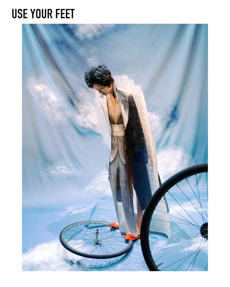Photographer Uses Fashion To Make Powerful Statement About Ecology Photographer Uses Fashion To Make Powerful Statement About Ecology
