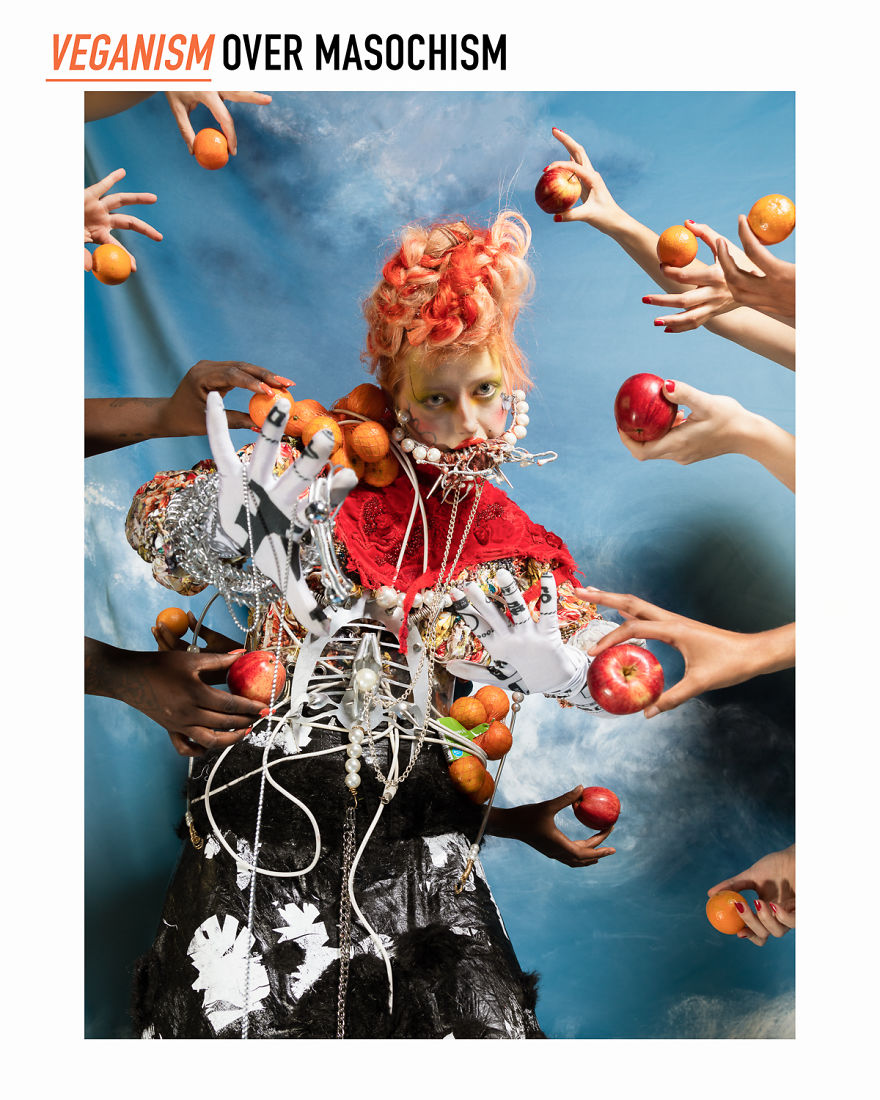 Photographer Uses Fashion To Make Powerful Statement About Ecology Photographer Uses Fashion To Make Powerful Statement About Ecology