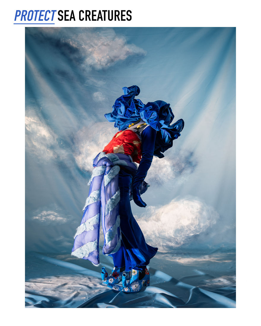 Photographer Uses Fashion To Make Powerful Statement About Ecology Photographer Uses Fashion To Make Powerful Statement About Ecology