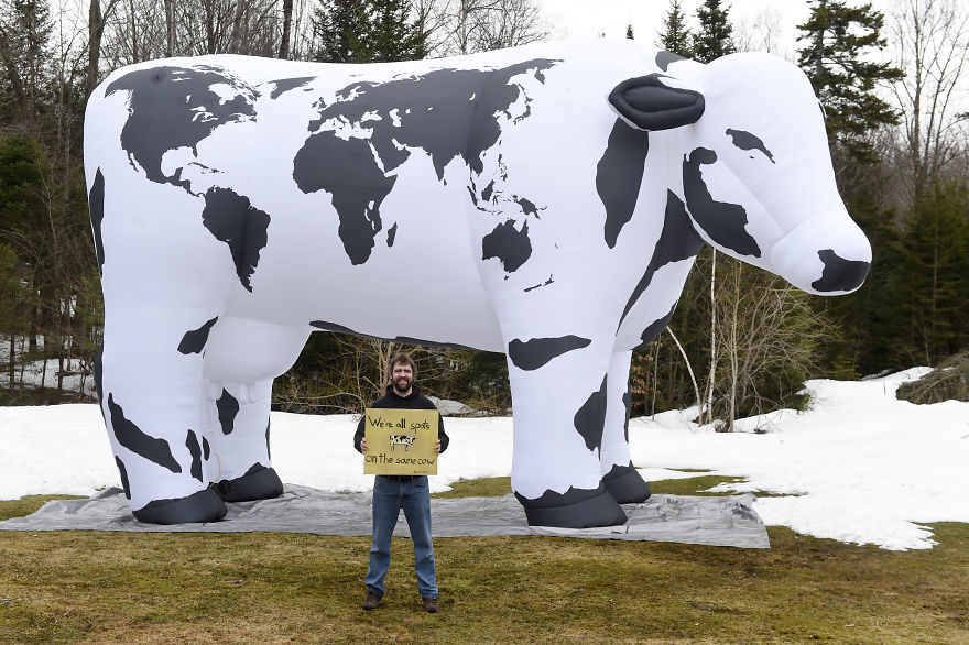 I Made A Giant Cow For The World