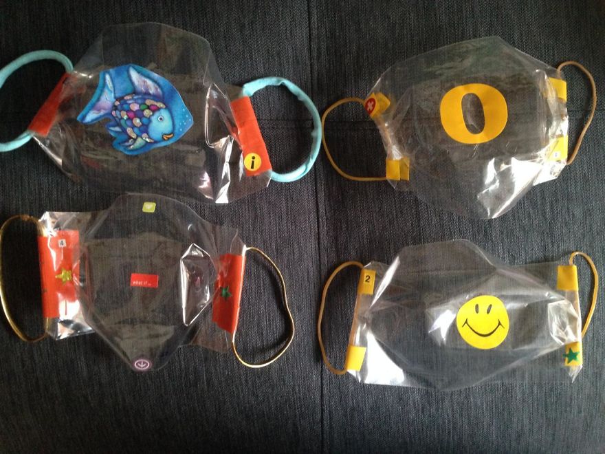 I Made This Discovery Mask, With Polyethylene Dvd Bags, Rubber Bands And Decorated With Stickers That I´ve Collected For A While. Quarantine Gave Me The Opportunity To Use Things I´ve Hang On To, That Seemingly Were Useless. So, I Went Out To Do The Shopping With My New Mask On.