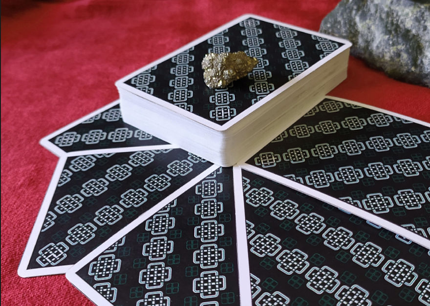 The Art Of The Con. A Custom Marked Deck. The Art Of The Con. A Custom Marked Deck.