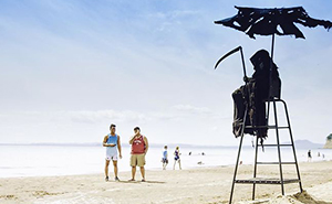 Guy To Travel Around Florida Dressed As The Grim Reaper To The Beaches That Opened Prematurely