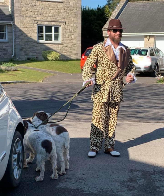 "My Mate Has Been Dressing Up Everyday To Cheer The Neighborhood Up While He Takes The Dogs Out"
